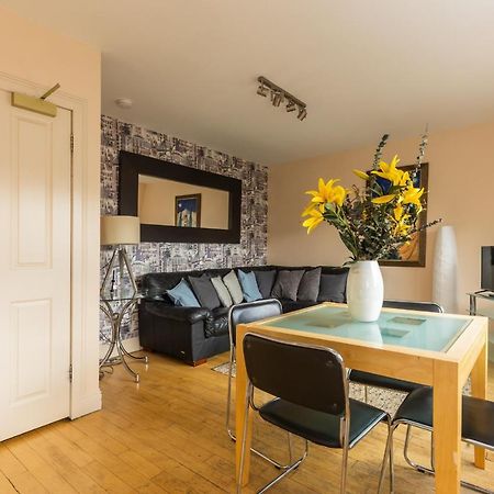 Amazing Castle View Apartment Edinburgh Bagian luar foto