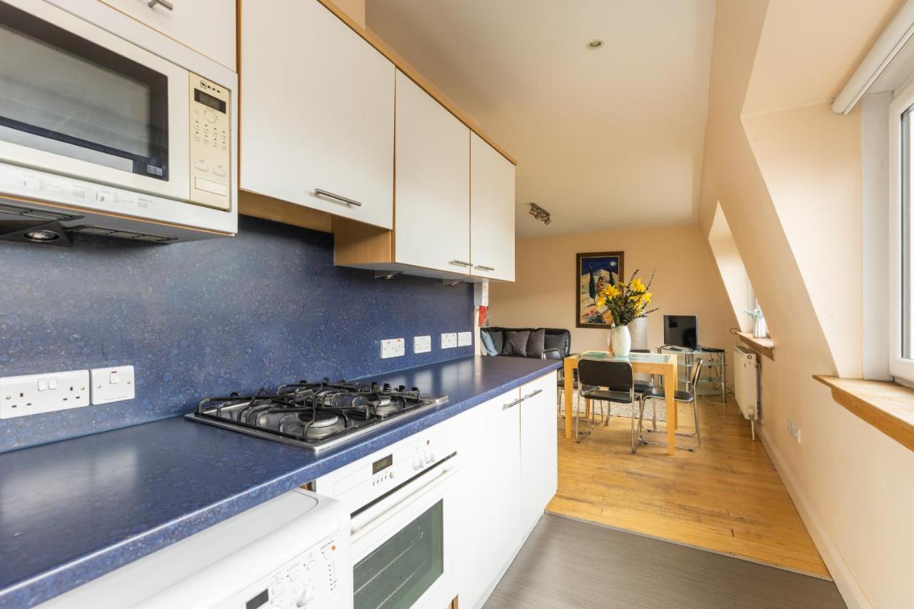Amazing Castle View Apartment Edinburgh Bagian luar foto