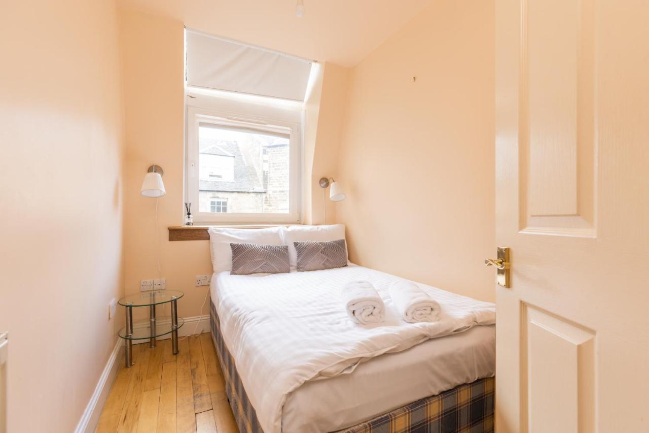 Amazing Castle View Apartment Edinburgh Bagian luar foto