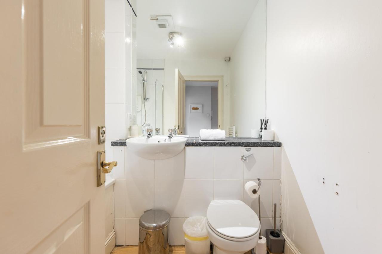 Amazing Castle View Apartment Edinburgh Bagian luar foto