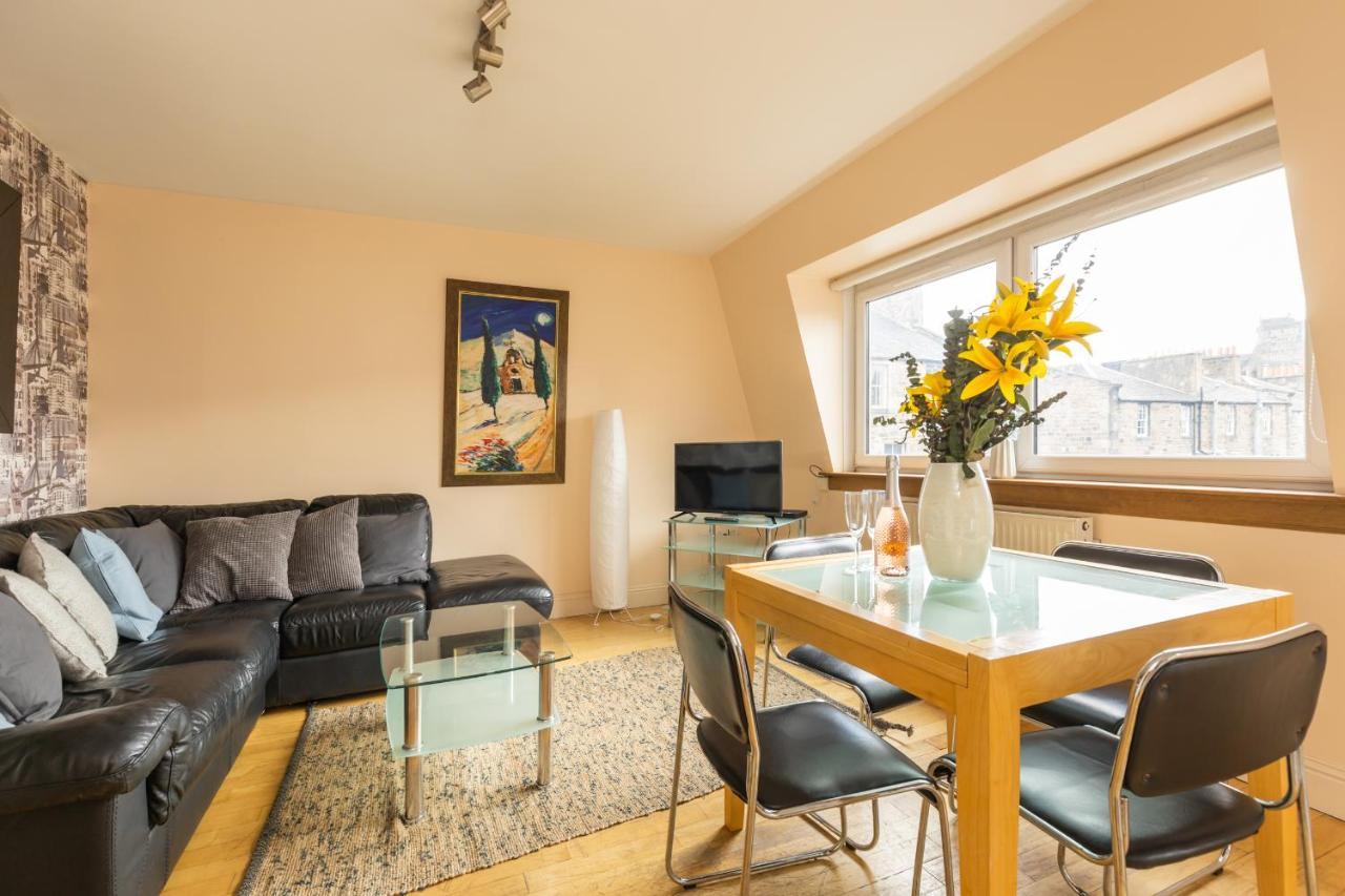 Amazing Castle View Apartment Edinburgh Bagian luar foto