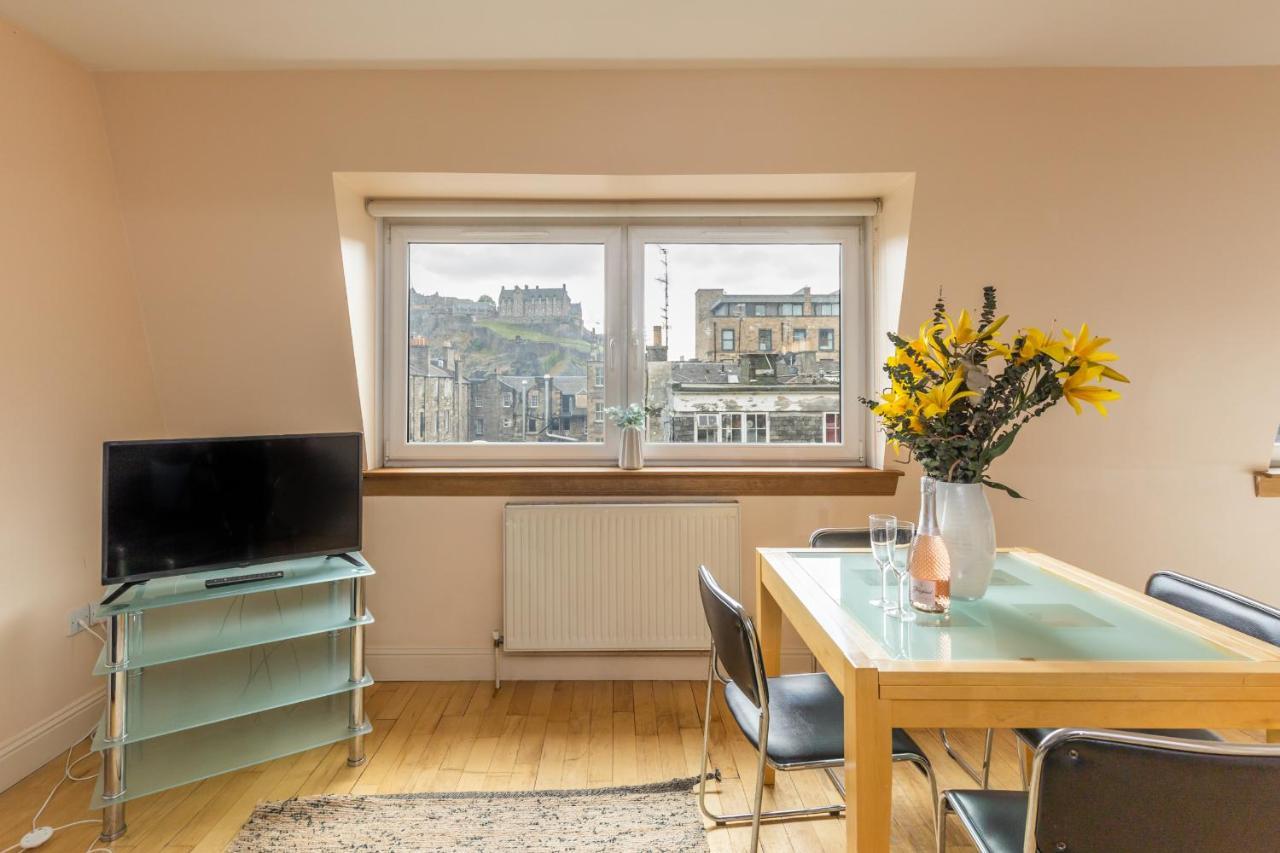 Amazing Castle View Apartment Edinburgh Bagian luar foto