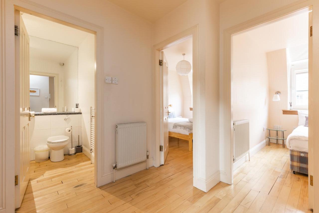 Amazing Castle View Apartment Edinburgh Bagian luar foto
